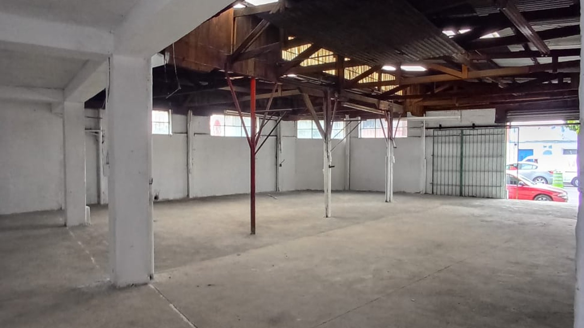 Local Comercial en renta en la Quinta Samayoa zona 7 - Miniatura 7