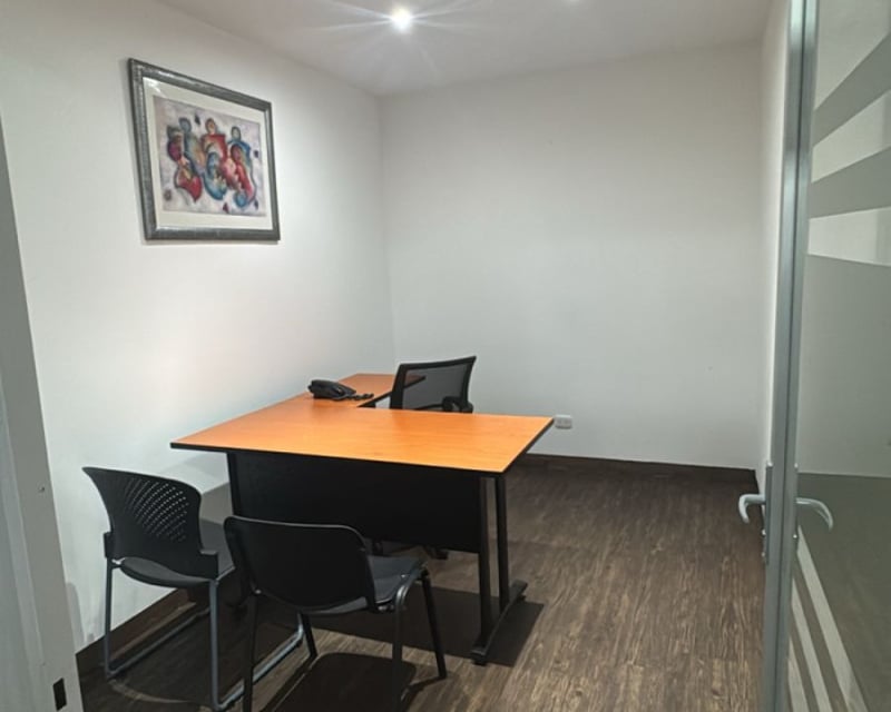 Oficina Comercial en Renta en Zona 11, Ciudad de Guatemala