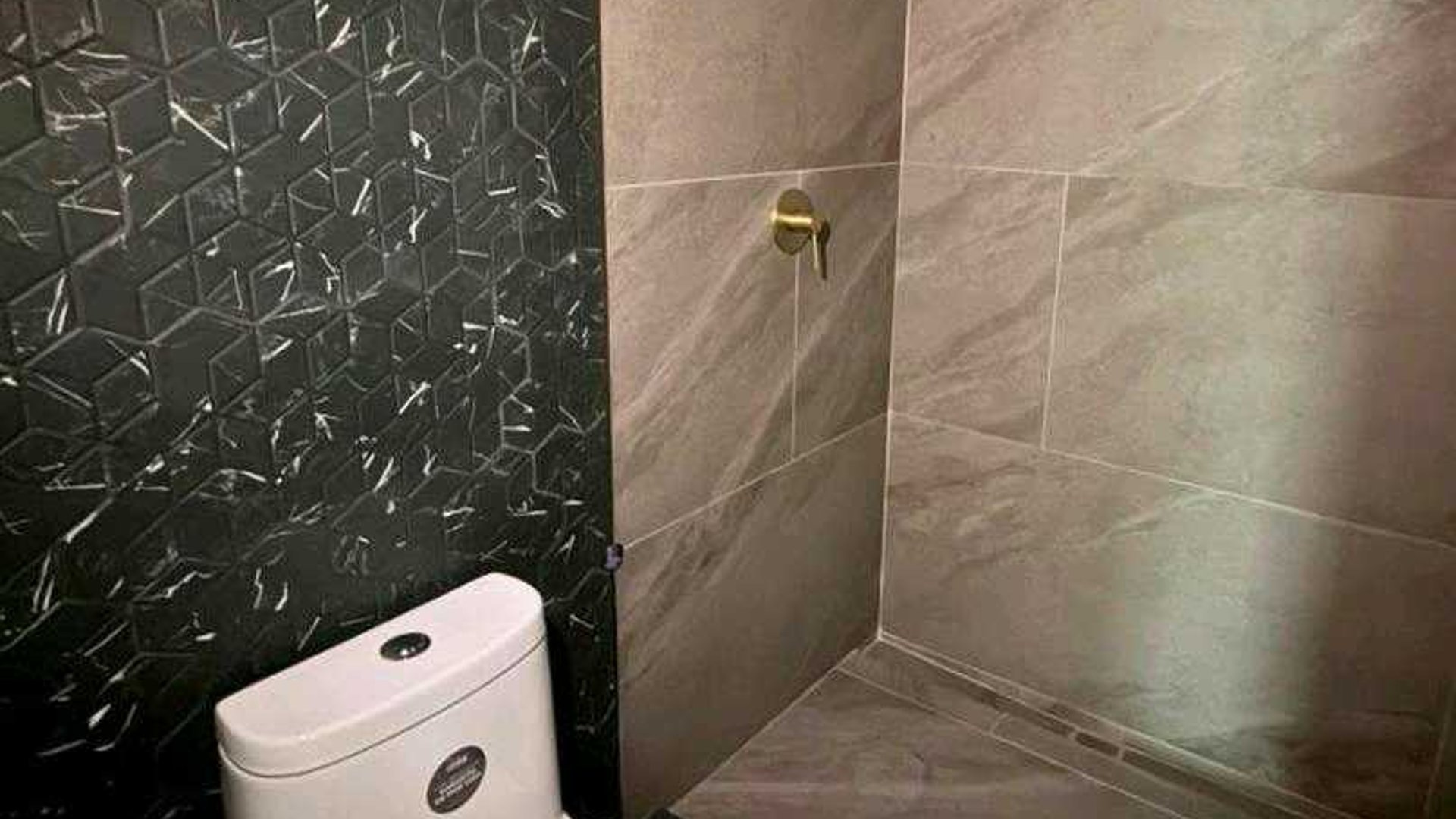 APARTAMENTO EN ALQUILER ???? Edificio Atarah, Zona 10 - Miniatura 6