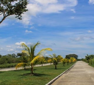 Terreno vacacional en venta en Monterrico