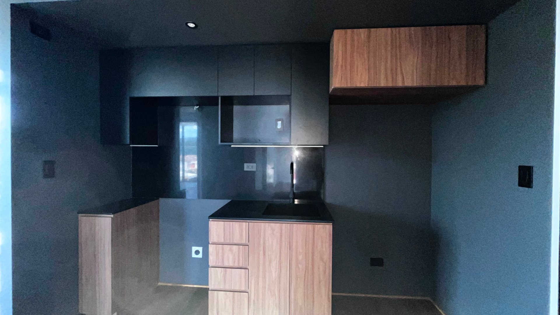 ???? APARTAMENTO EN RENTA – 2 HAB + LÍNEA BLANCA | VILLA MARISCAL | Z.11 - Miniatura 2