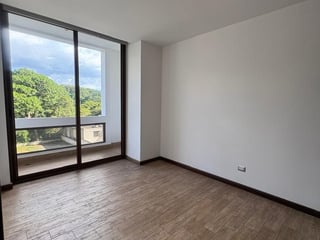 Apartamento en Alquiler – Edificio Albero 15, Zona 15 (Vista Hermosa II) - Image 10