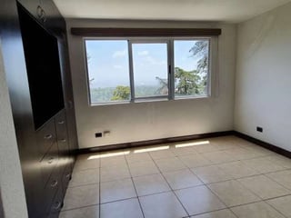 Apartamento en venta en la Zona 16 - 5