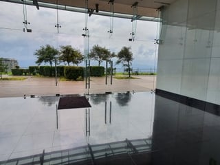 Oficina en renta Entrada Ciudad por Zona 15 - Image 2