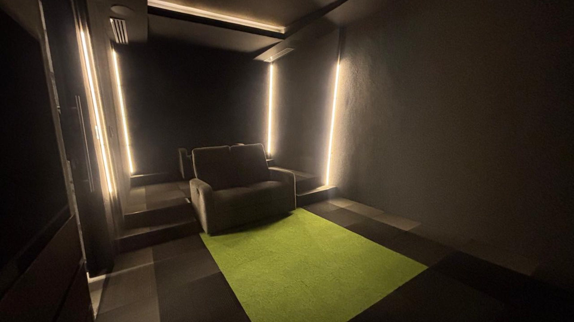 Apartamento en Alquiler / Venta Edificio Azores zona 15 VH2 - Miniatura 21