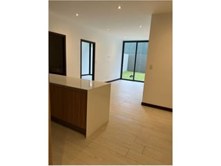 Apartamento con jardín en RENTA – Spazio Residencias, Zona 16! - 2