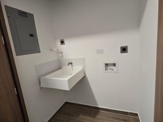 Apartamento en Venta en Zona 14 - Image 8