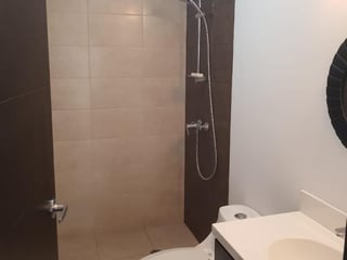 Venta  de bonito Apartamento en zona 16 - 2