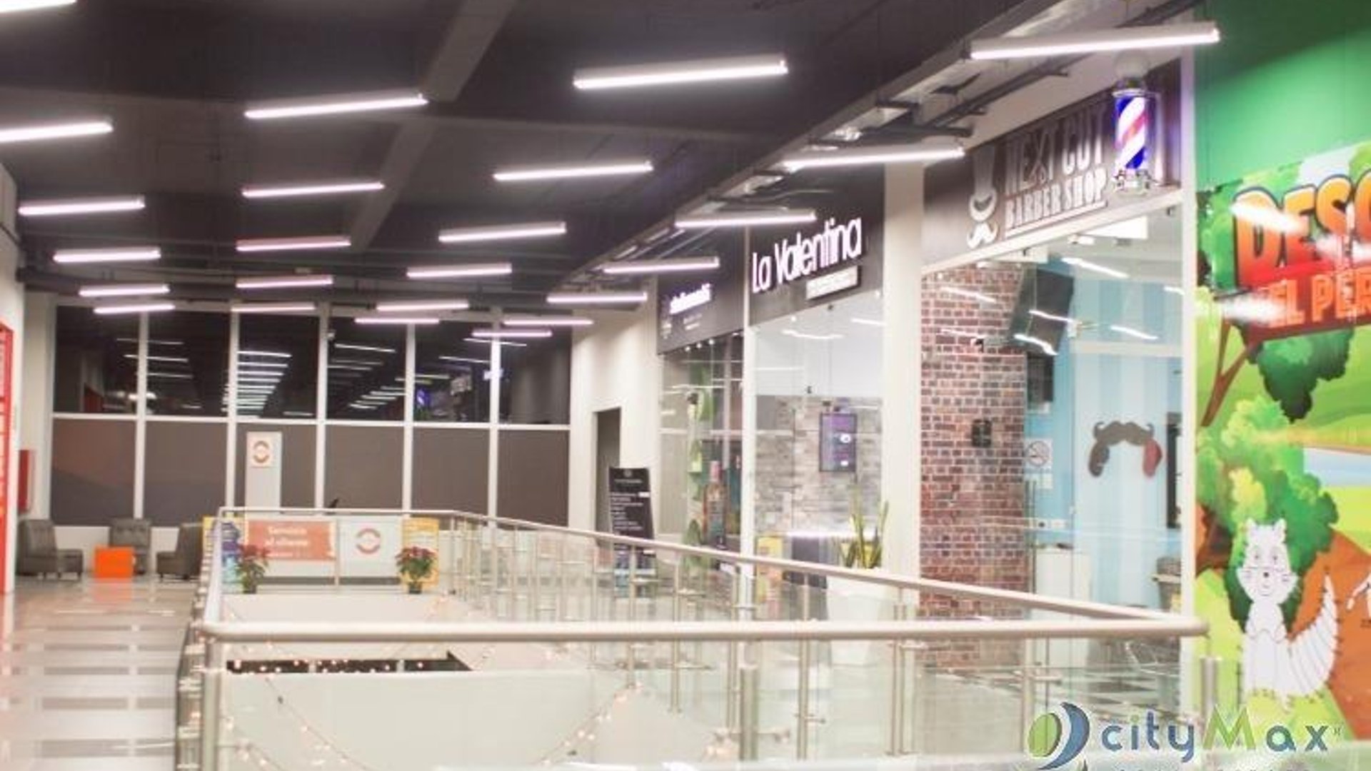 Local Comercial en Renta en CC Calzada San Juan Zona 7