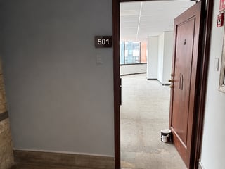 OFICINA EN ALQUILER 183 METROS CUADRADOS | MURANO CENTER | ZONA 10 DE GUATEMALA - 4