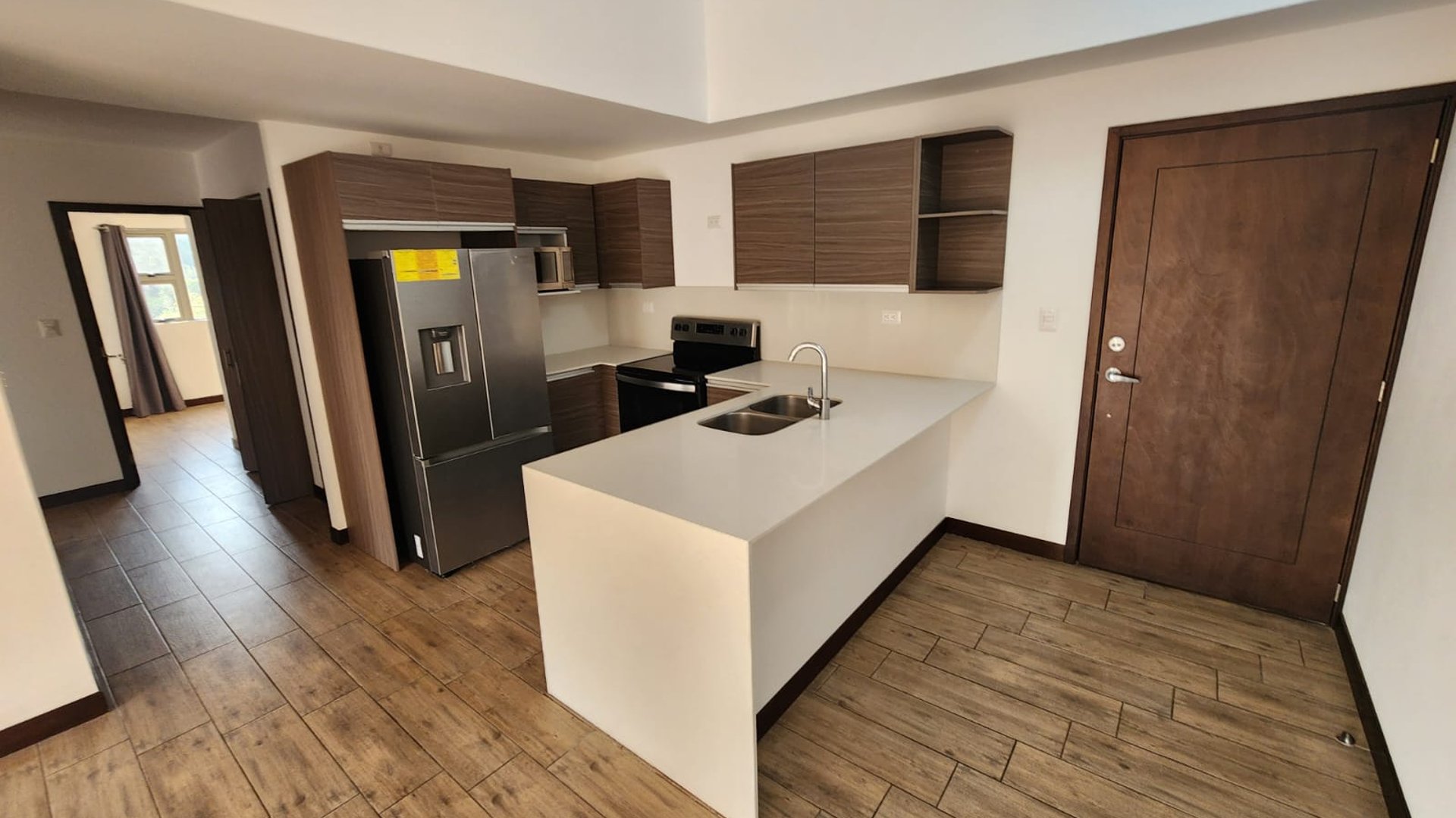 Apartamento en Renta en Zona 10 - 3 habitaciones - Piscina - Ref 4719