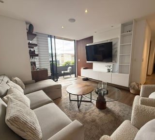 VENTA DE APARTAMENTO AMUEBLADO - TRIVÁ, ZONA 15