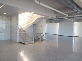 Edificio en Alquiler en zona 10 - Por estrenar !! - 4