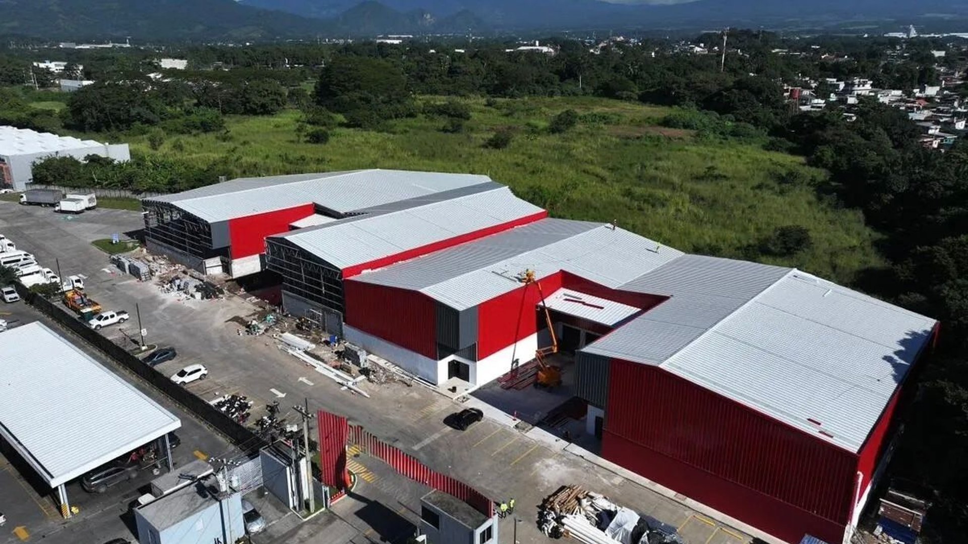 BODEGAS EN RENTA – KM 63 AUTOPISTA PUERTO QUETZAL, ESCUINTLA