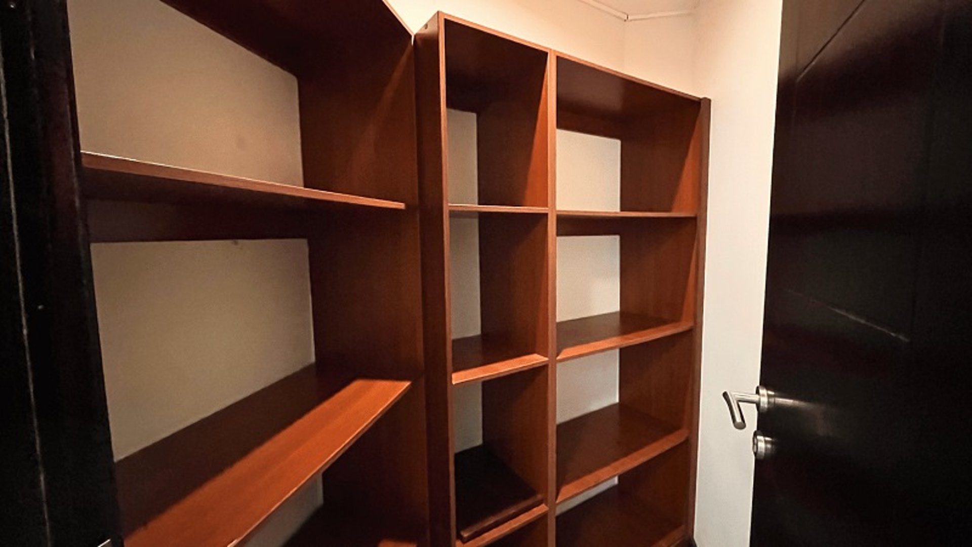 Elegante Casa en Venta | 3 Hab | 3.5 Baños | El Prado, Guatemala - Miniatura 12
