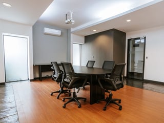 Apartamento remodelado y amueblado en renta, TorreNova zona 13 - Image 14