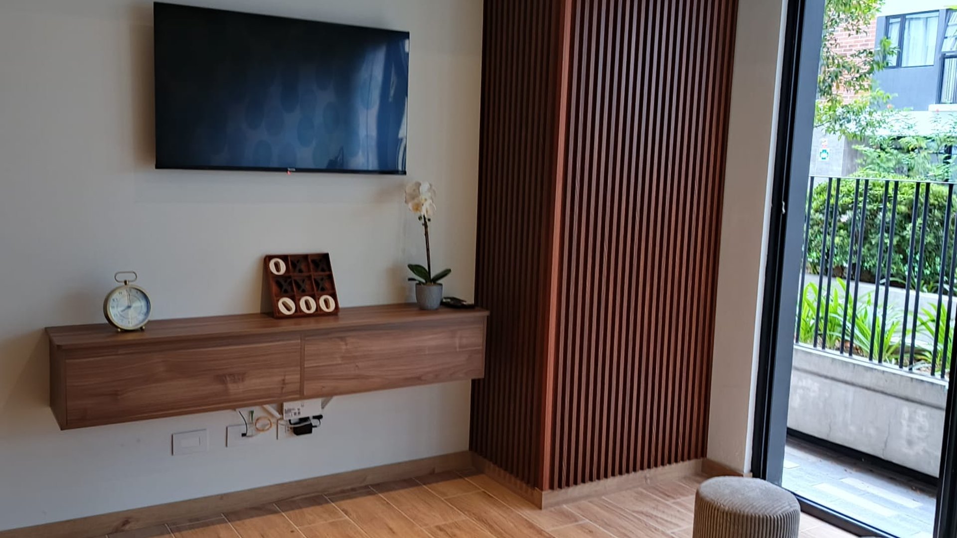 Apartamento en venta de 2 habitaciones en Zona 9 - Miniatura 8