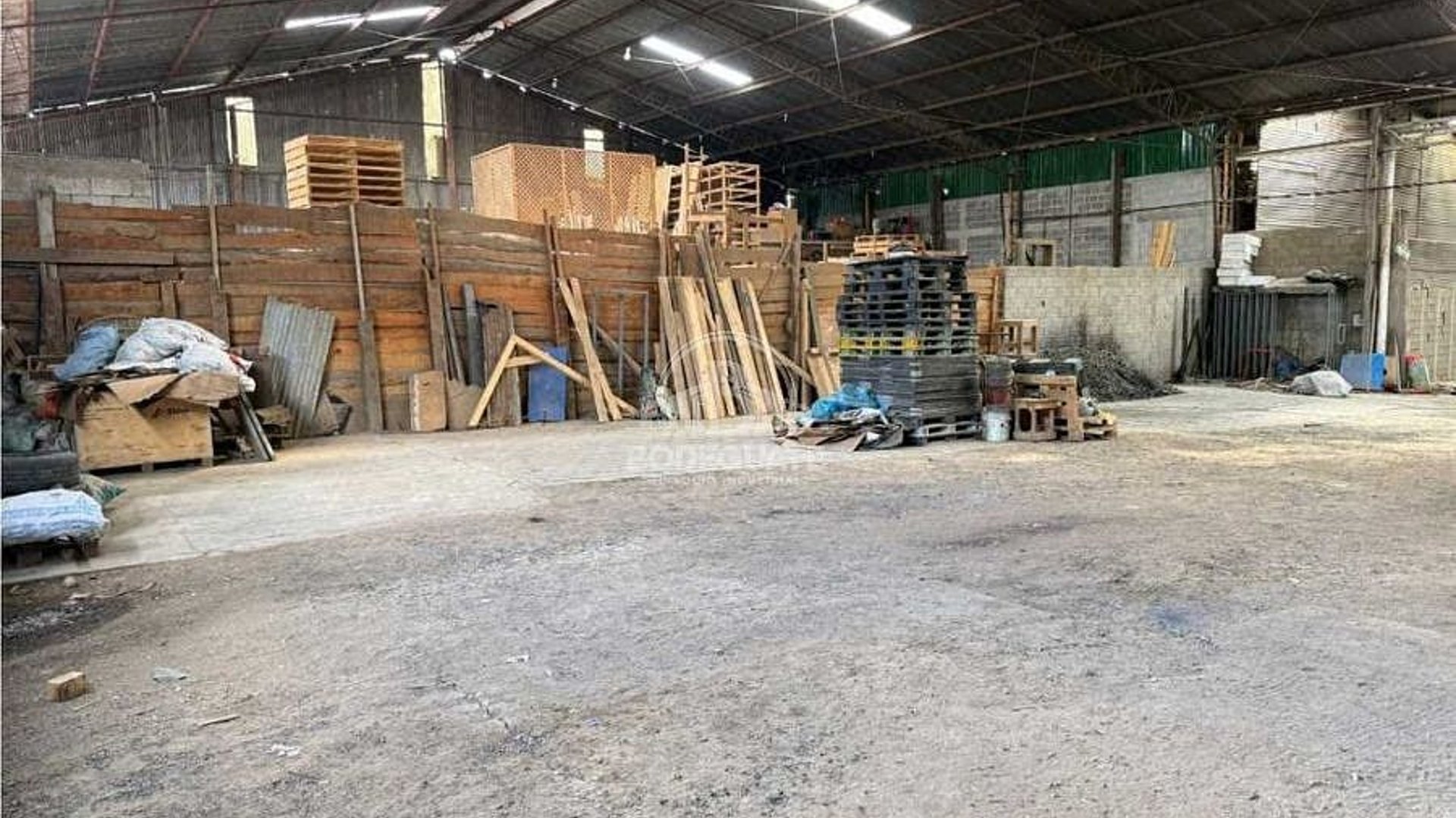 Bodega Industrial en Venta o Renta | Zona 1, Ciudad de Guatemala | 640 m²