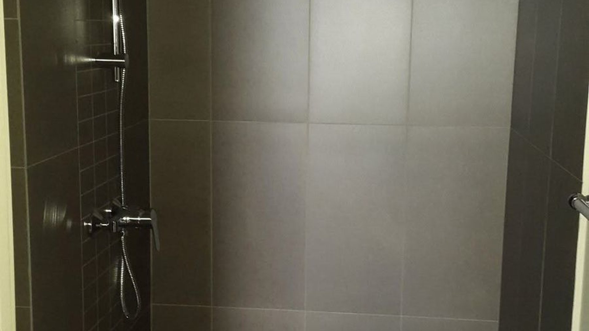 VENTA Ó ALQUILER DE CÉNTRICO APARTAMENTO - VEINTI4, ZONA 10 - Miniatura 6
