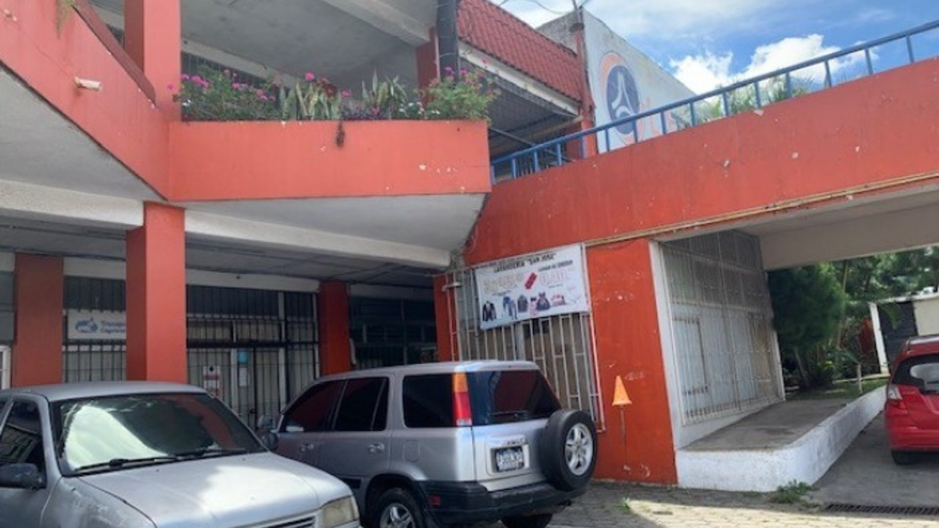 Local Comercial en Renta en Centro Comercial Zona 5 - Miniatura 5