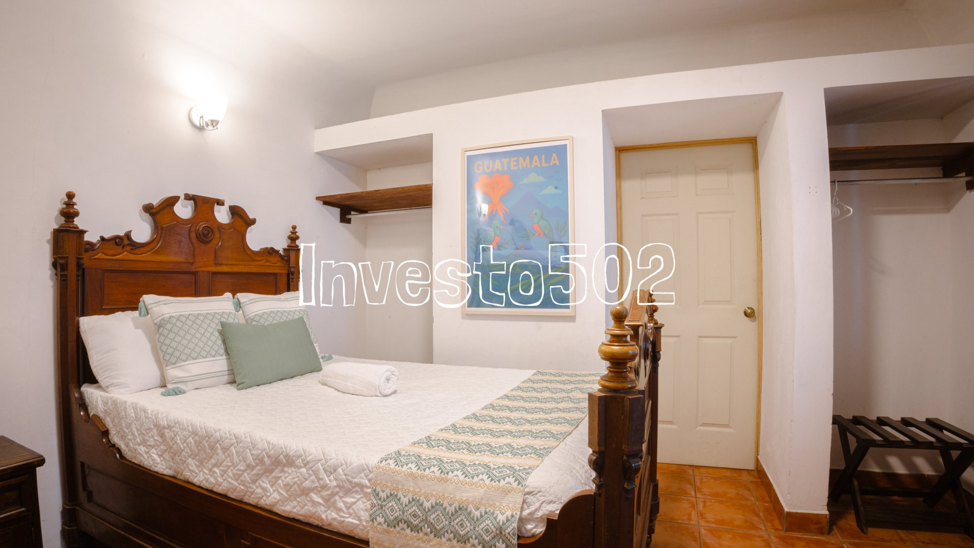 Amplía Casa en Antigua Guatemala, Condominio Las Gravileas - Miniatura 15