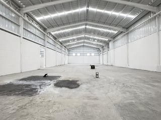 Bodegas en renta desde 800 metros / km 28 carretera salvador - 3
