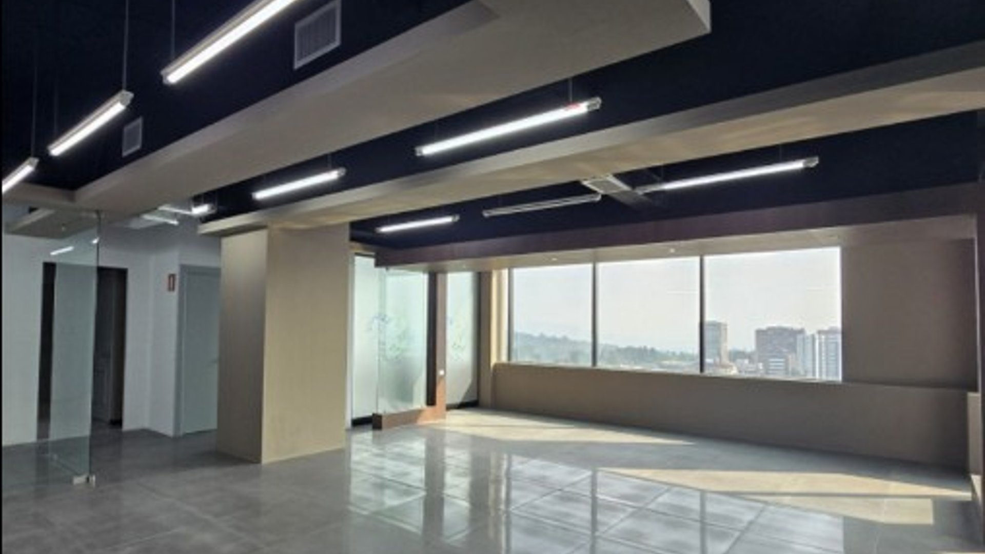 Oficinas en venta en Europlaza zona 14 Ref-5644
