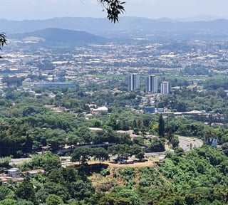 2 Terrenos en VENTA, km. 21.5 carretera a Antigua Guatemala, en Condominio