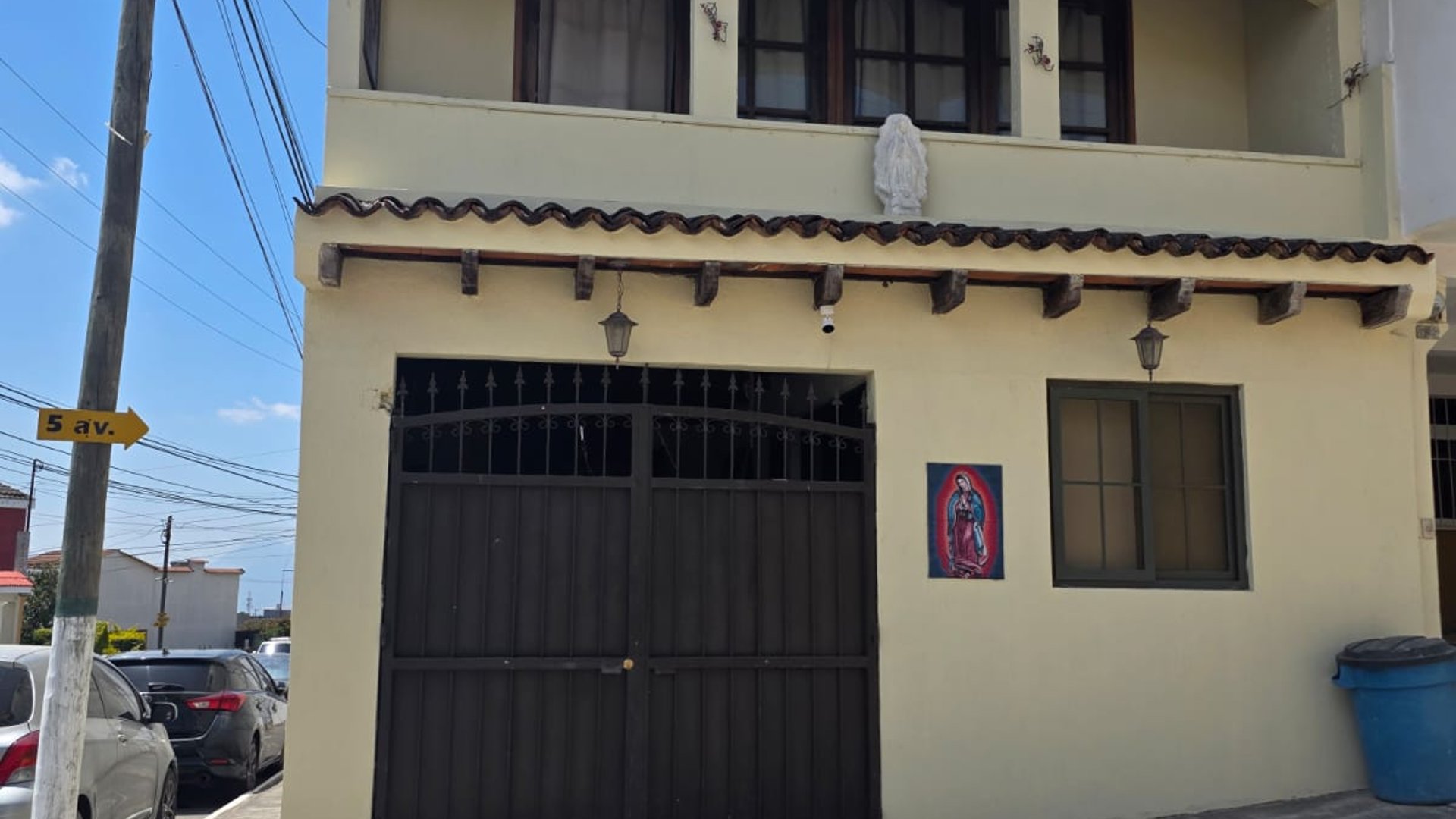 Casa en Venta zona 10 Mixco Villas  Palermo
