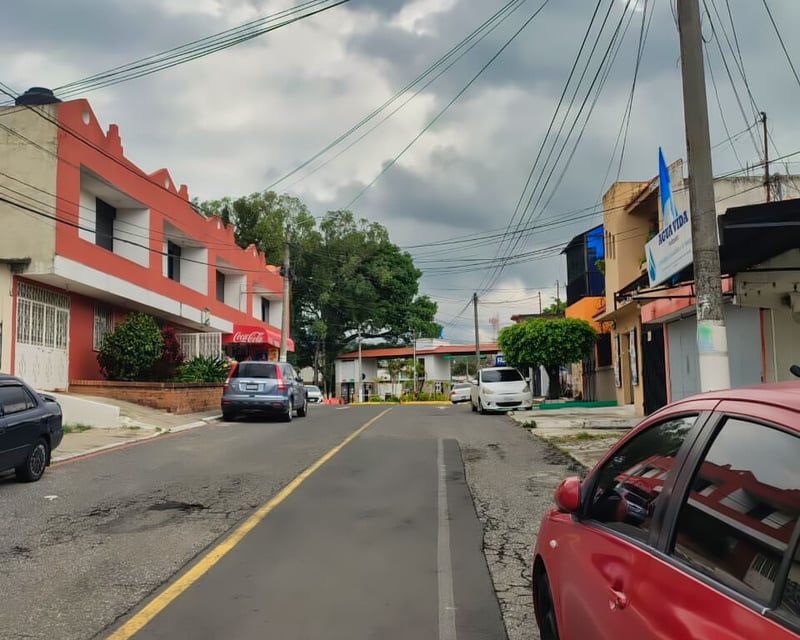 Casa de un nivel en renta, villas club El Dorado, zona 8 de Mixco 