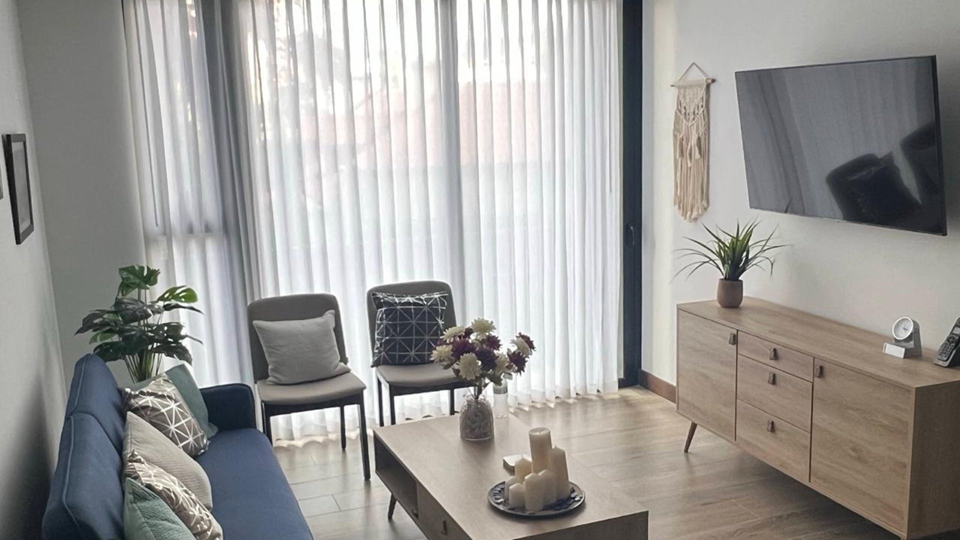 ???? APARTAMENTO AMUEBLADO EN RENTA – 2 HAB | RESERVA DIEZ | ZONA 10 - Miniatura 3