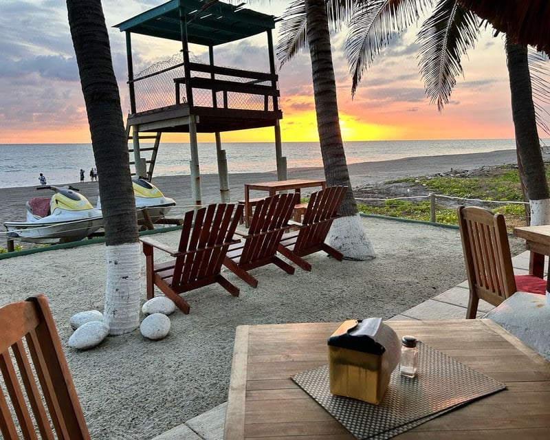 HOTEL EN VENTA – HAWÁI, SANTA ROSA (CHIQUIMULILLA)