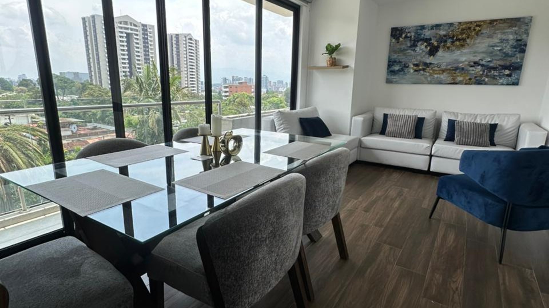 Apartamento en Alquiler Edificio Vila Quince, zona 15 VH2