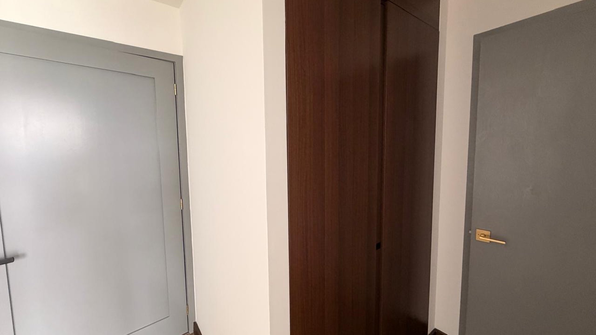 Apartamento en Alquiler Edificio Atarah, zona 10 N20 - Miniatura 2