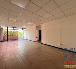 Oficina en Renta, Zona 10 (R9666)