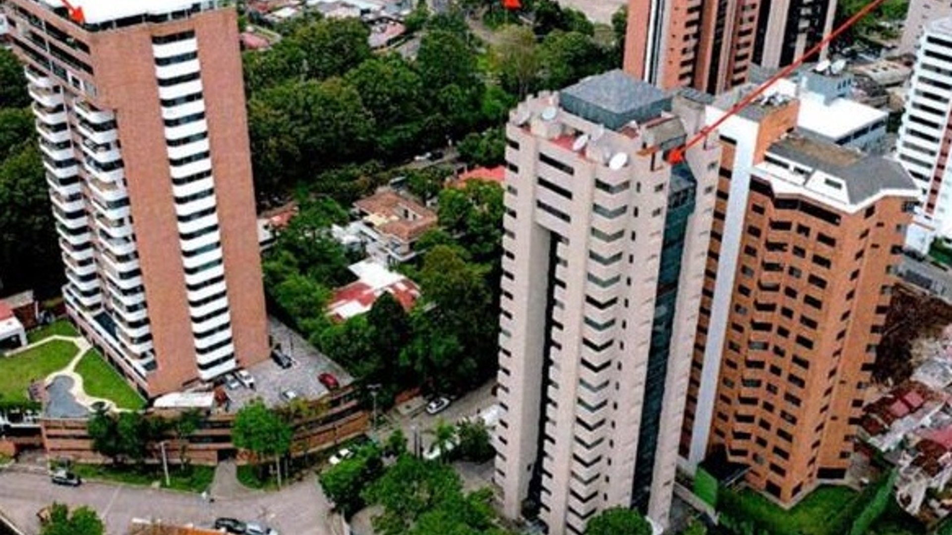 Exclusivo Apartamento de 400 m² en Villa Fontana, Zona 14