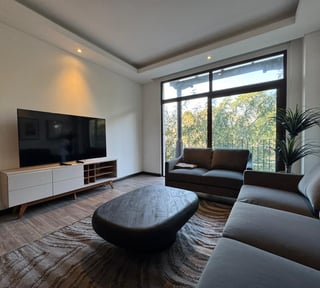 APARTAMENTO AMUEBLADO EN LIRIOS DE CAYALA ZONA 16