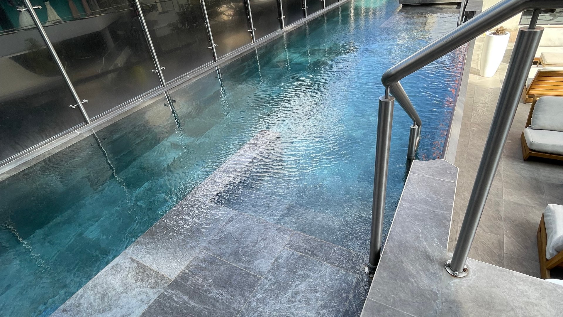 Rentó Hermoso Apartamento Edificio EON Z.10 - Image 1