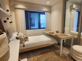 Apartamento en Venta con Jardin en Zona 10 Guatemala - Image 3