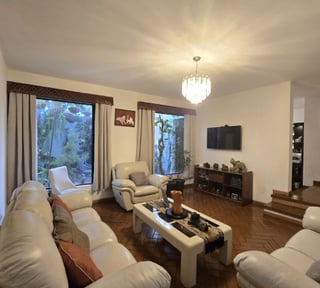 Casa en Venta Valles de San Cristóbal Zona 8 de Mixco