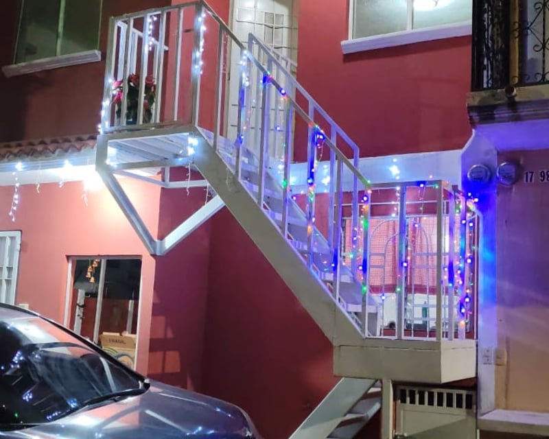 Vendo Casa con ampliaciones en Fuentes del Valle 2 V.N