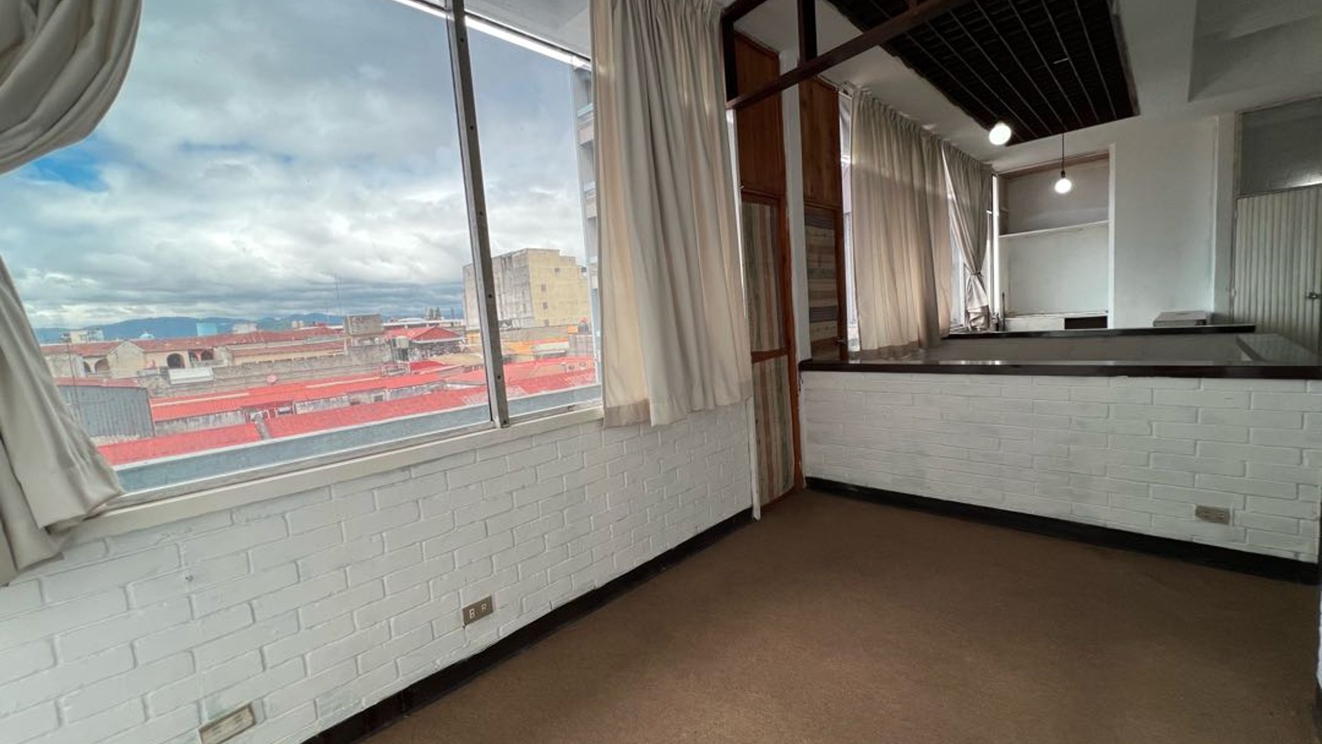 Vendo Apartamento u Oficina en Edificio El Centro zona 1