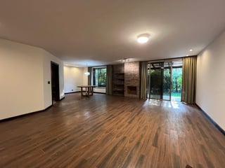 Venta de hermosa casa en Condominio – Colonia El Prado, Zona 10 - Image 18