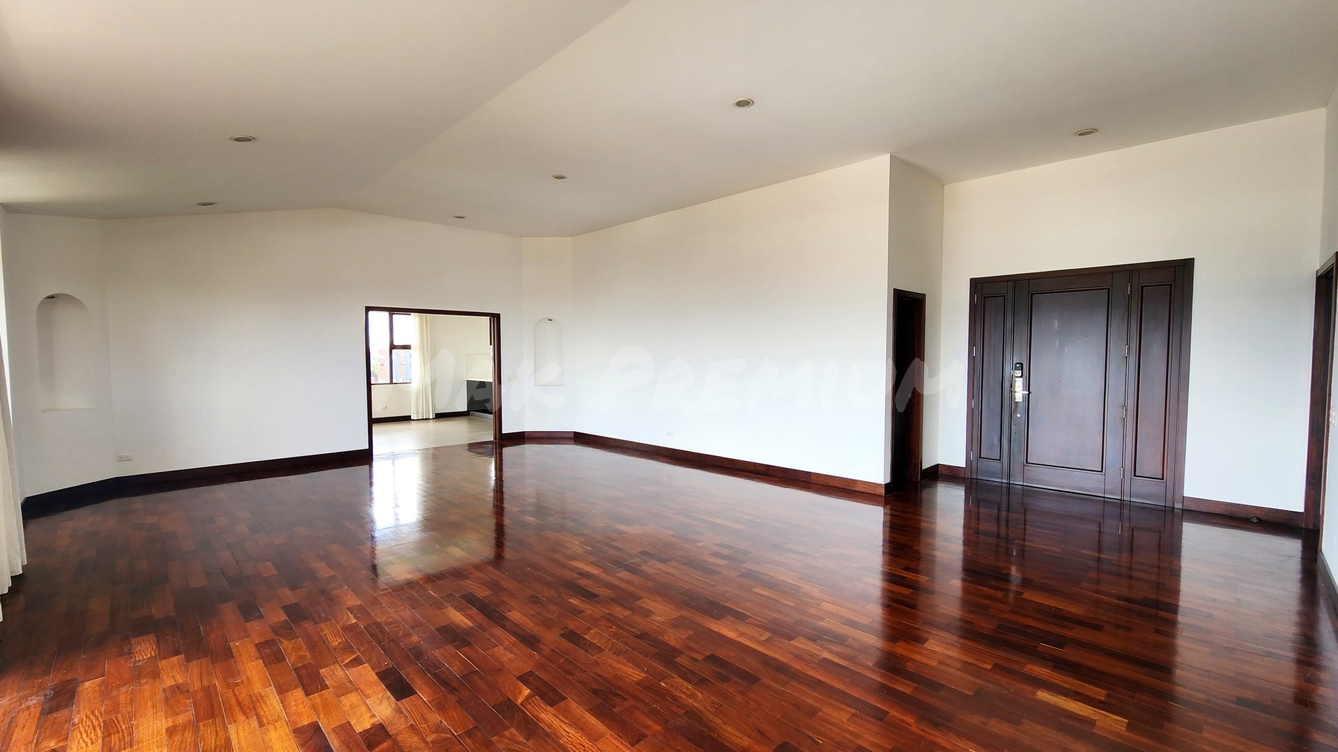 Venta San Patricio 2 z14 Penthouse con increíble vista - Miniatura 5
