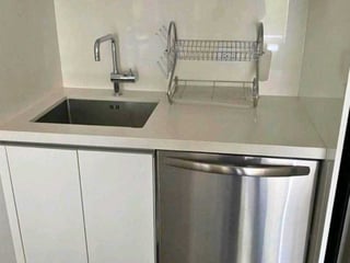 APARTAMENTO AMUEBLADO EN ALQUILER 📍 Edificio AVIA, Zona 10 - 4