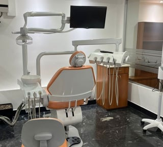 CLINICA DENTAL EN RENTA EN ZONA 10