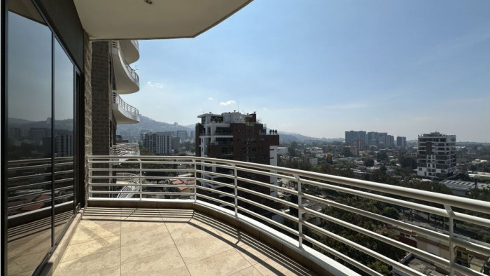 Apartamento en Renta en Vista Hermosa 1 Zona 15 - Miniatura 6
