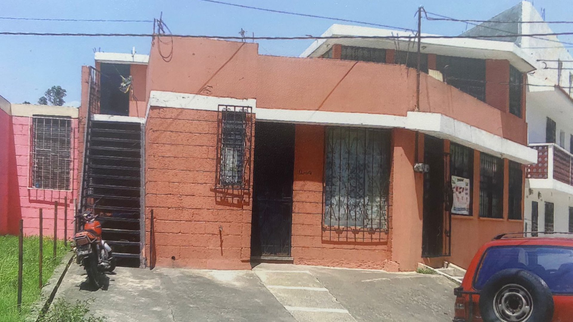Casa en Venta con 2 Apartamento en  San Miguel Petapa
