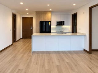 APARTAMENTO NUEVO EN ALQUILER 📍 Edificio Ferre Diez, Zona 10 - 5