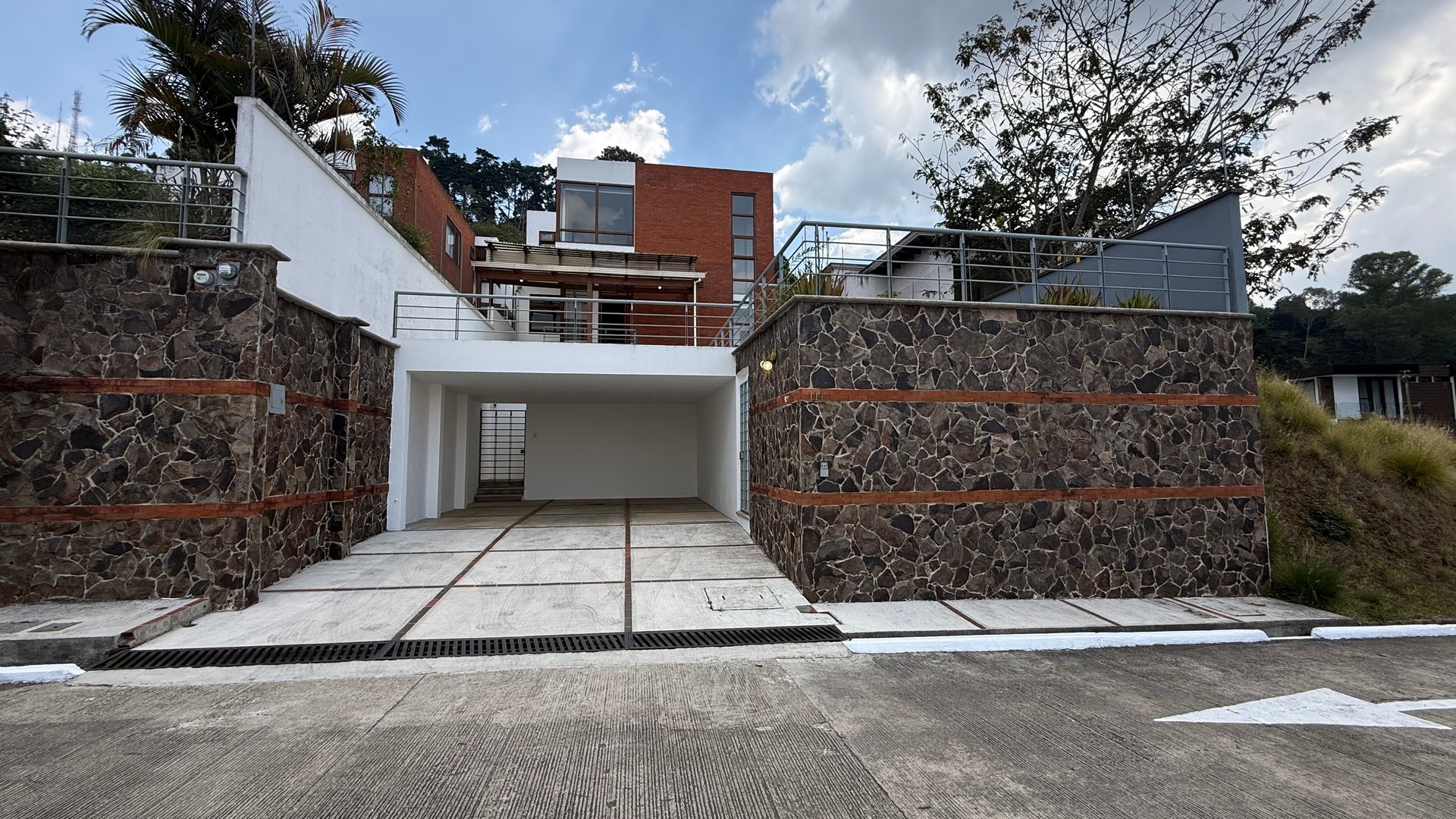 Casa de  4 habitaciones en venta en Pérgolas del Prado, Carretera a Muxbal